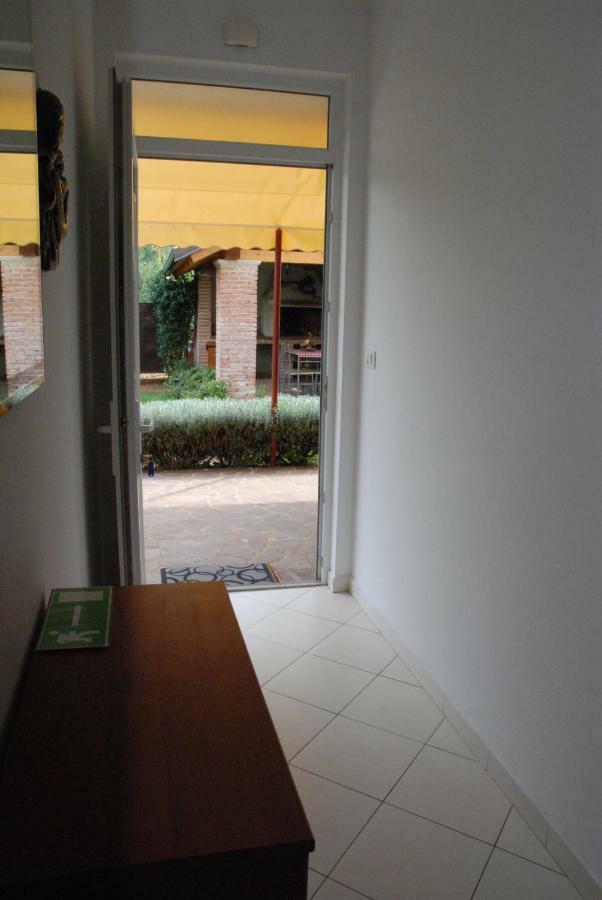 Apartmani Radin Rosini Exterior photo