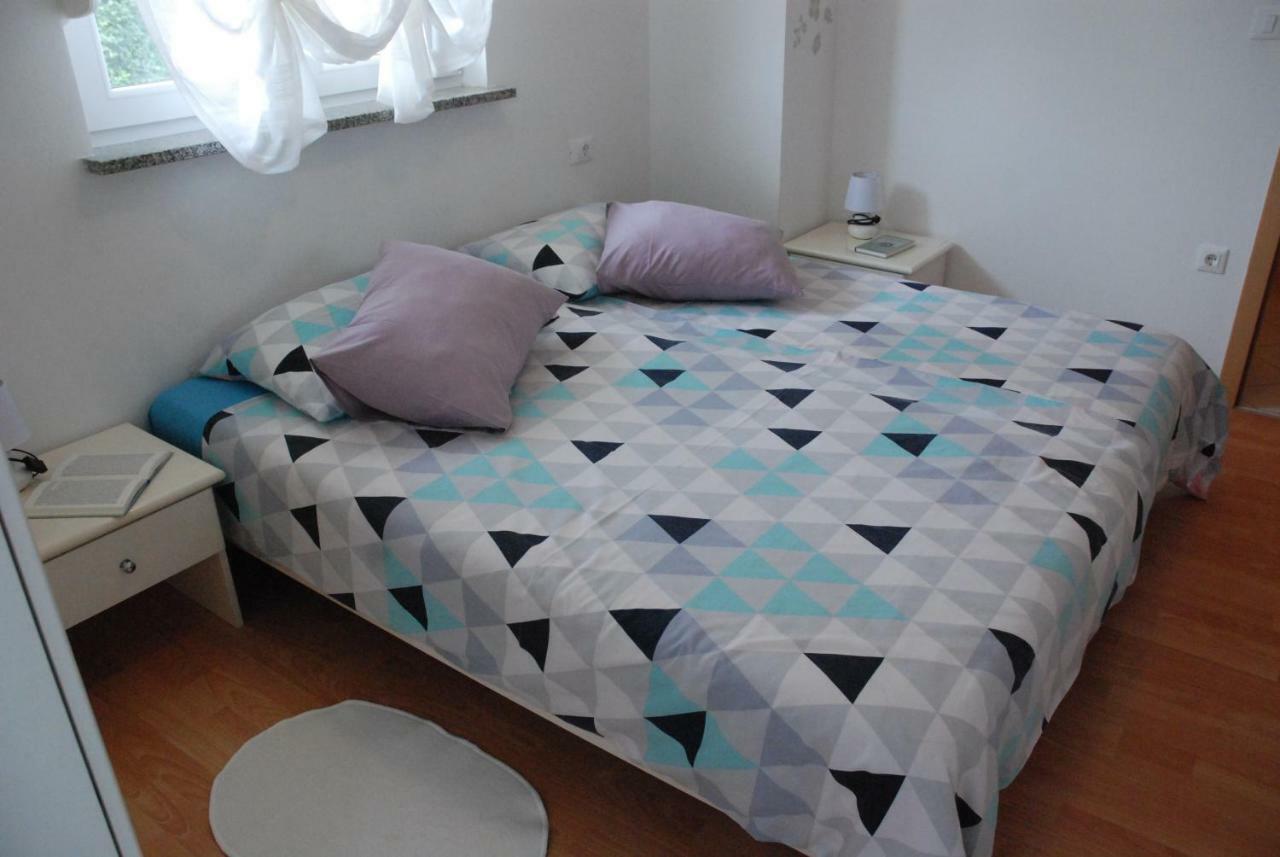 Apartmani Radin Rosini Exterior photo