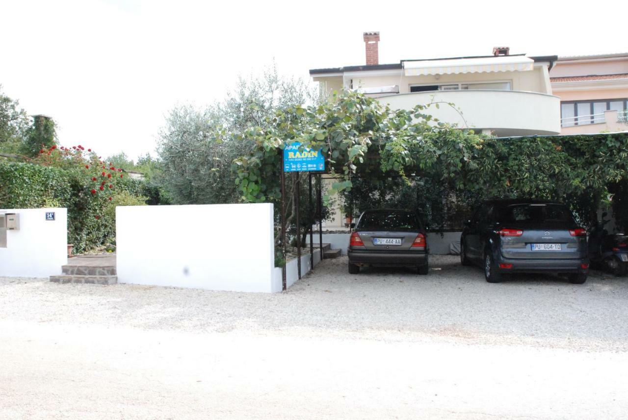 Apartmani Radin Rosini Exterior photo